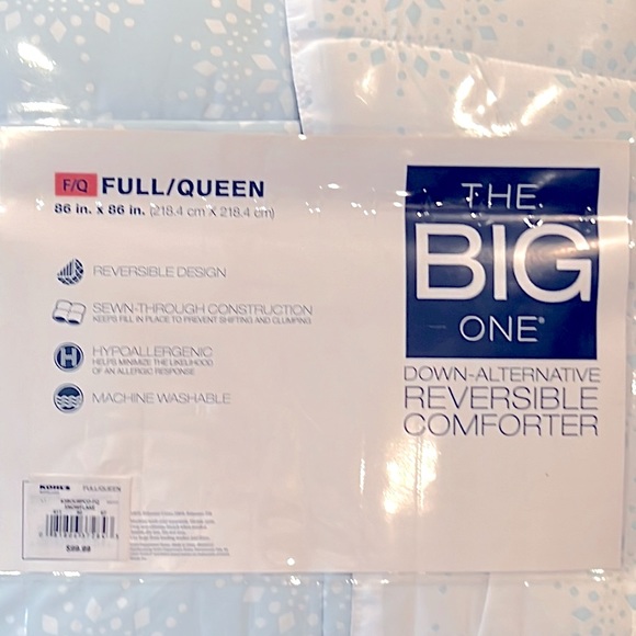 2- The Big One-Down Reversible Comforter and free gift!! - Picture 4 of 8